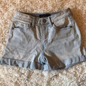 Light wash high waisted shorts